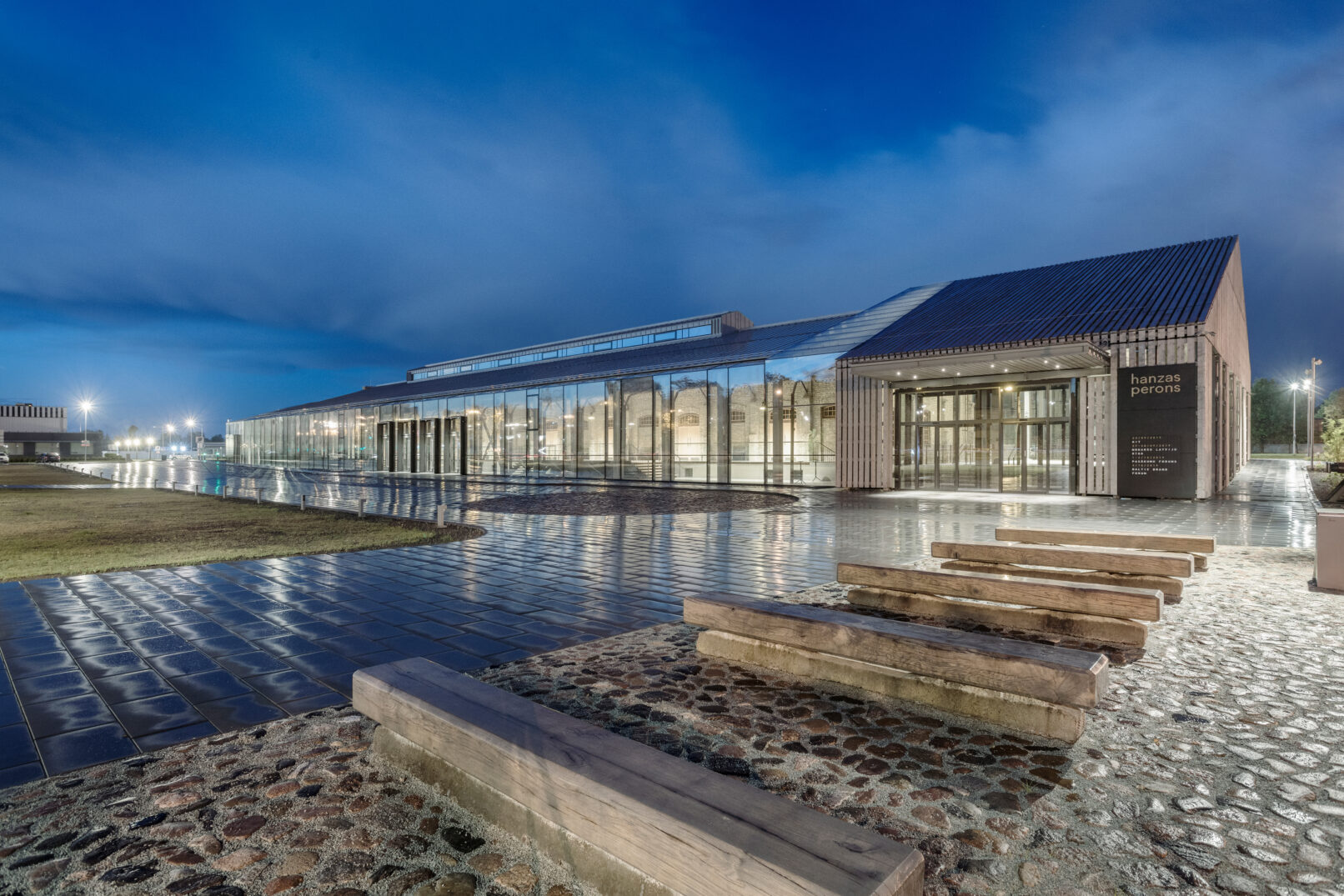 HANZAS PERONS CULTURAL CENTER